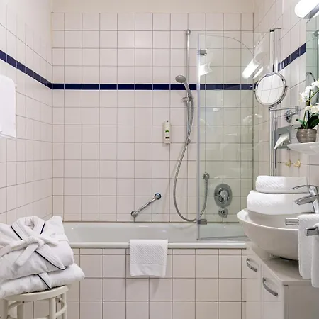 Hotel Halliger Goehren (Ruegen)