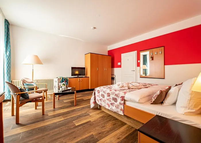 فندق Halliger 3*